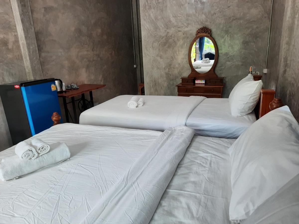 Pottery Street House Hotel Sukhothai Exterior photo