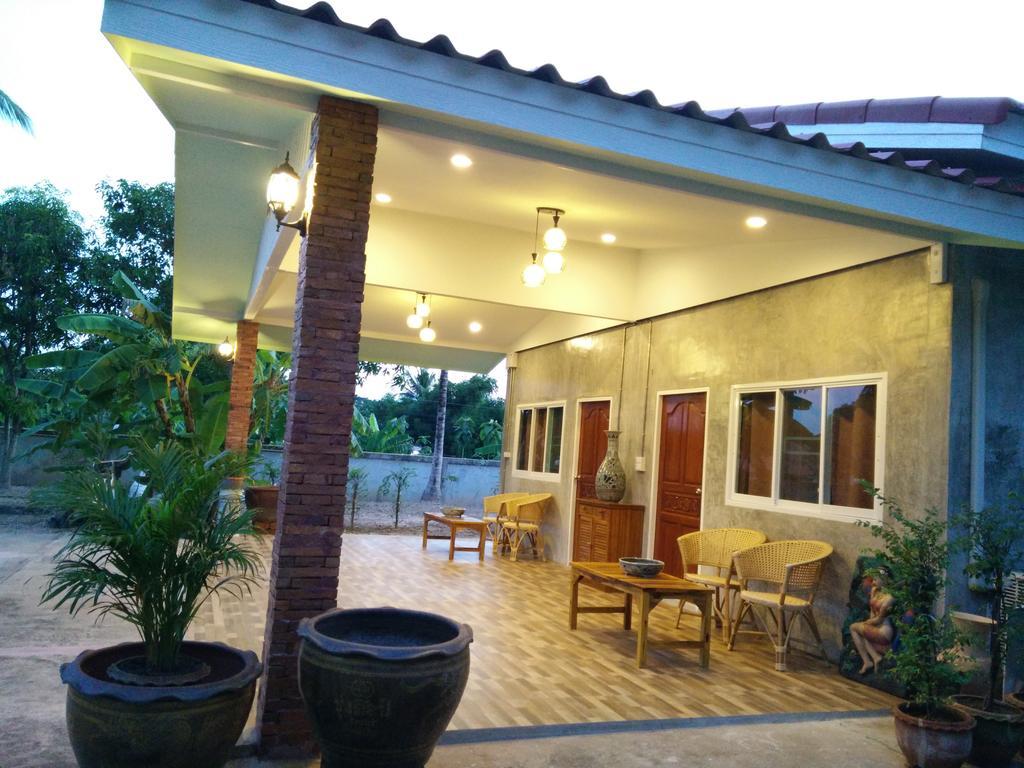 Pottery Street House Hotel Sukhothai Exterior photo