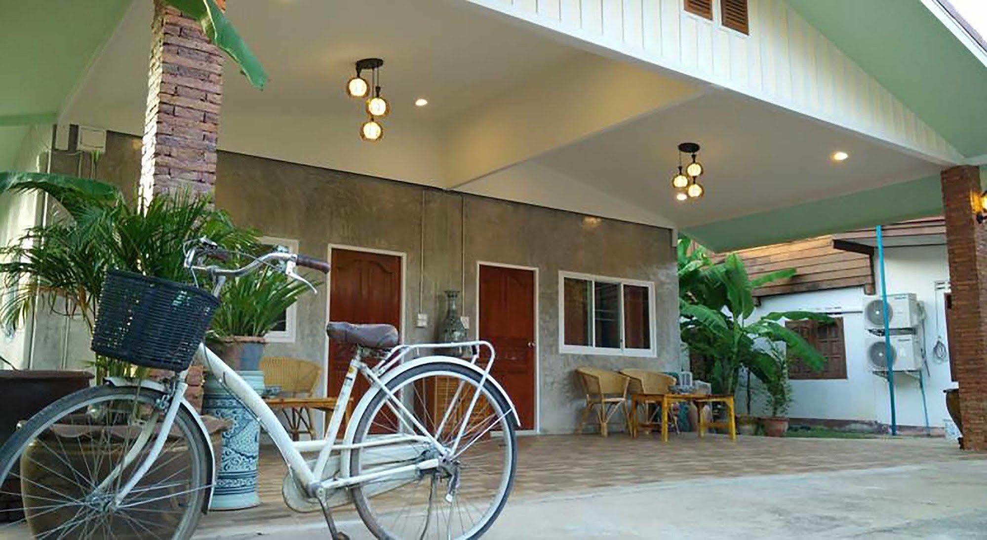 Pottery Street House Hotel Sukhothai Exterior photo